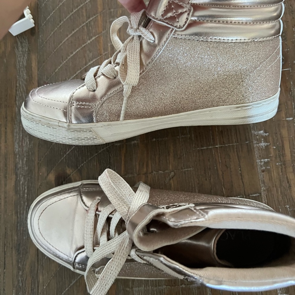 The Children's Place Gold Kids Sneakers - Picture 3 of 6